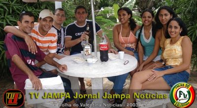 Aniversário de Robson Feitosa em 2006 Amigos ao Redor da Mesa -