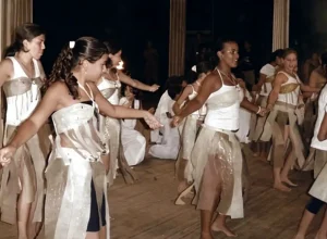Apresentacao Danca Teatral Instituto Evangelico Hatikva 2006